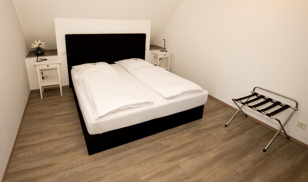 Hotel Gut Grossrotter Hof โคโลญ ภายนอก รูปภาพ
