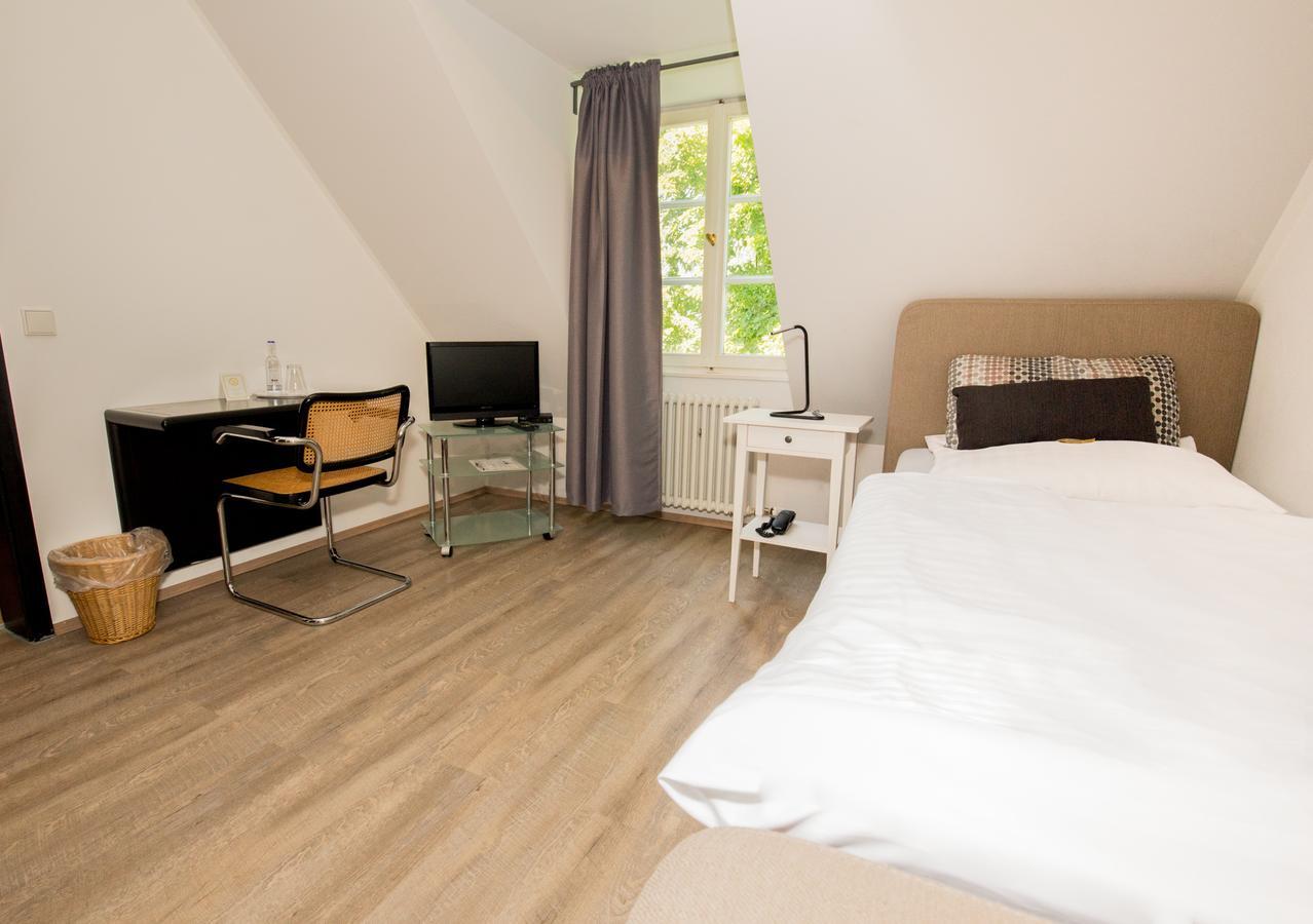 Hotel Gut Grossrotter Hof โคโลญ ภายนอก รูปภาพ